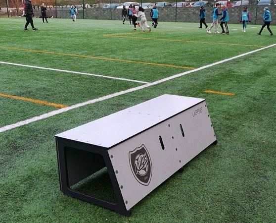 FOTBOLLSBÄNK 450x450x1500