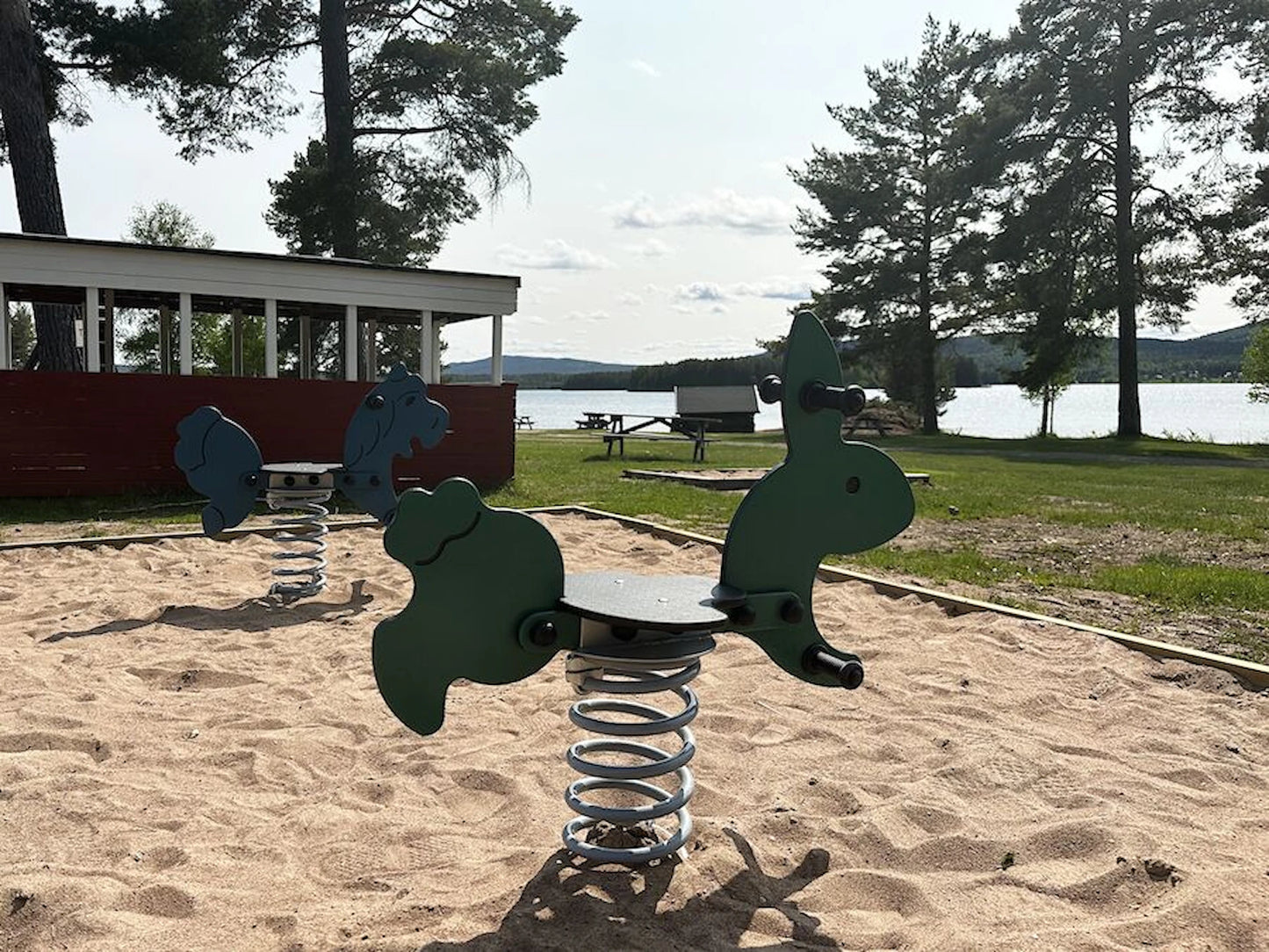 Image Kaninen Fjädergunga
