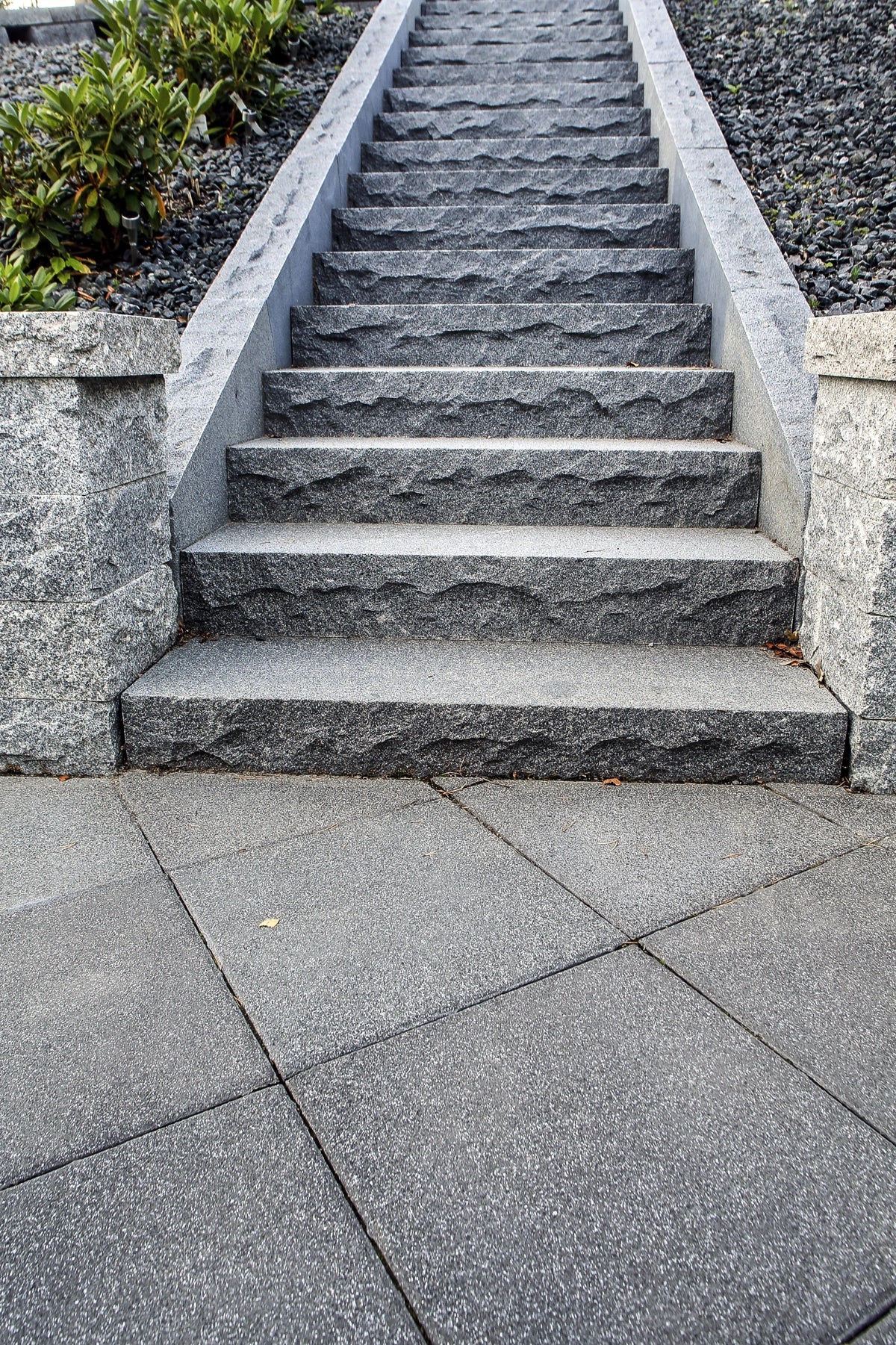 Blocksteg Porto grå, 2000x350x150