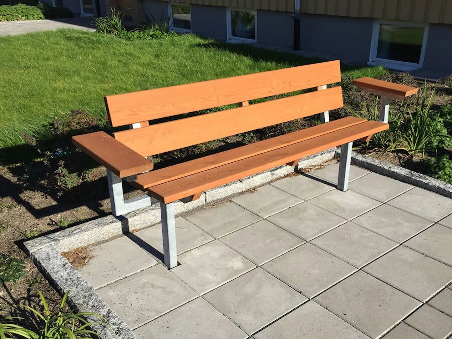 Image Lotta Parksoffa Armstöd 6.560,00 27 %